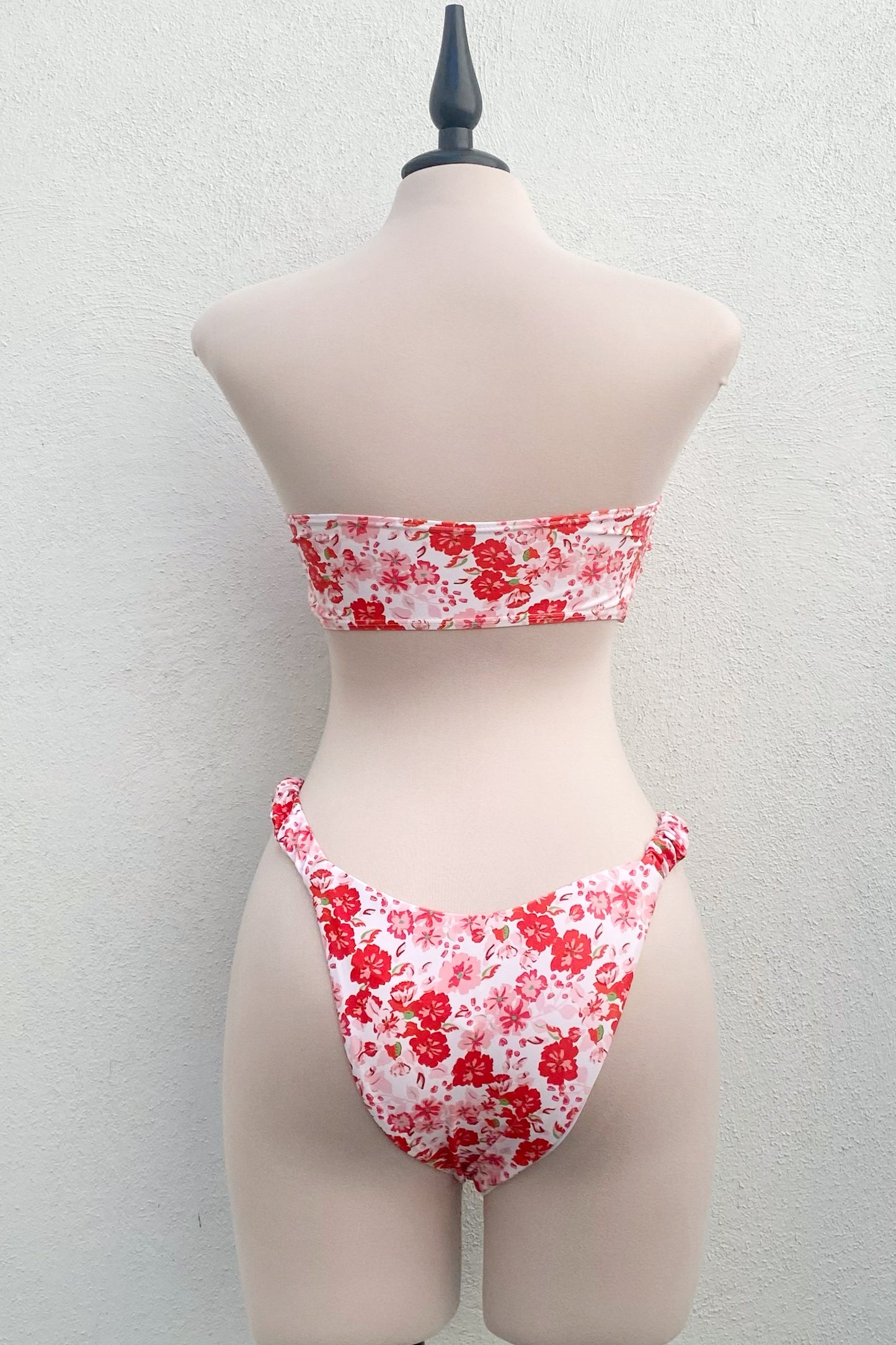 Bikini strapless rojo