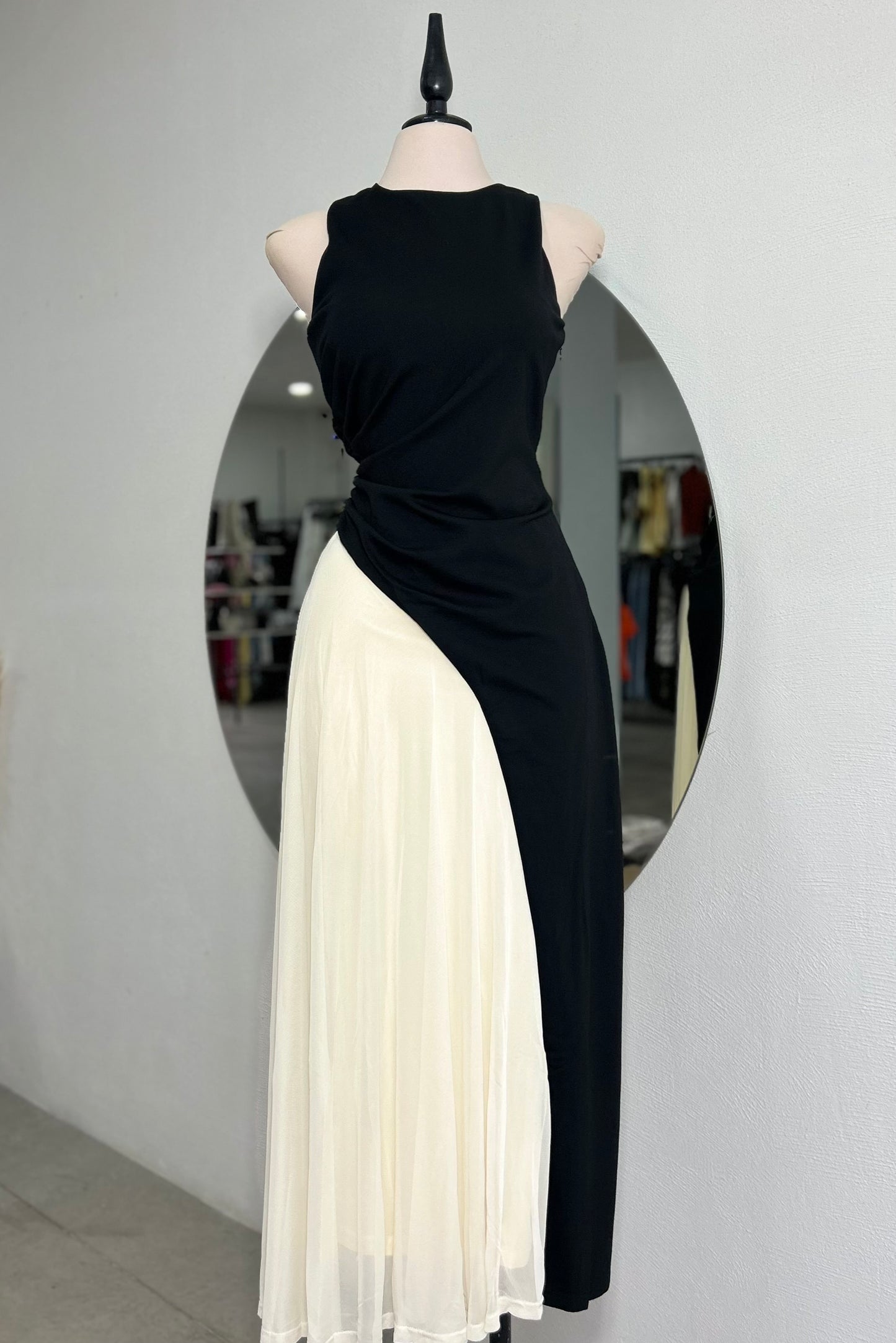 Vestido bicolor largo