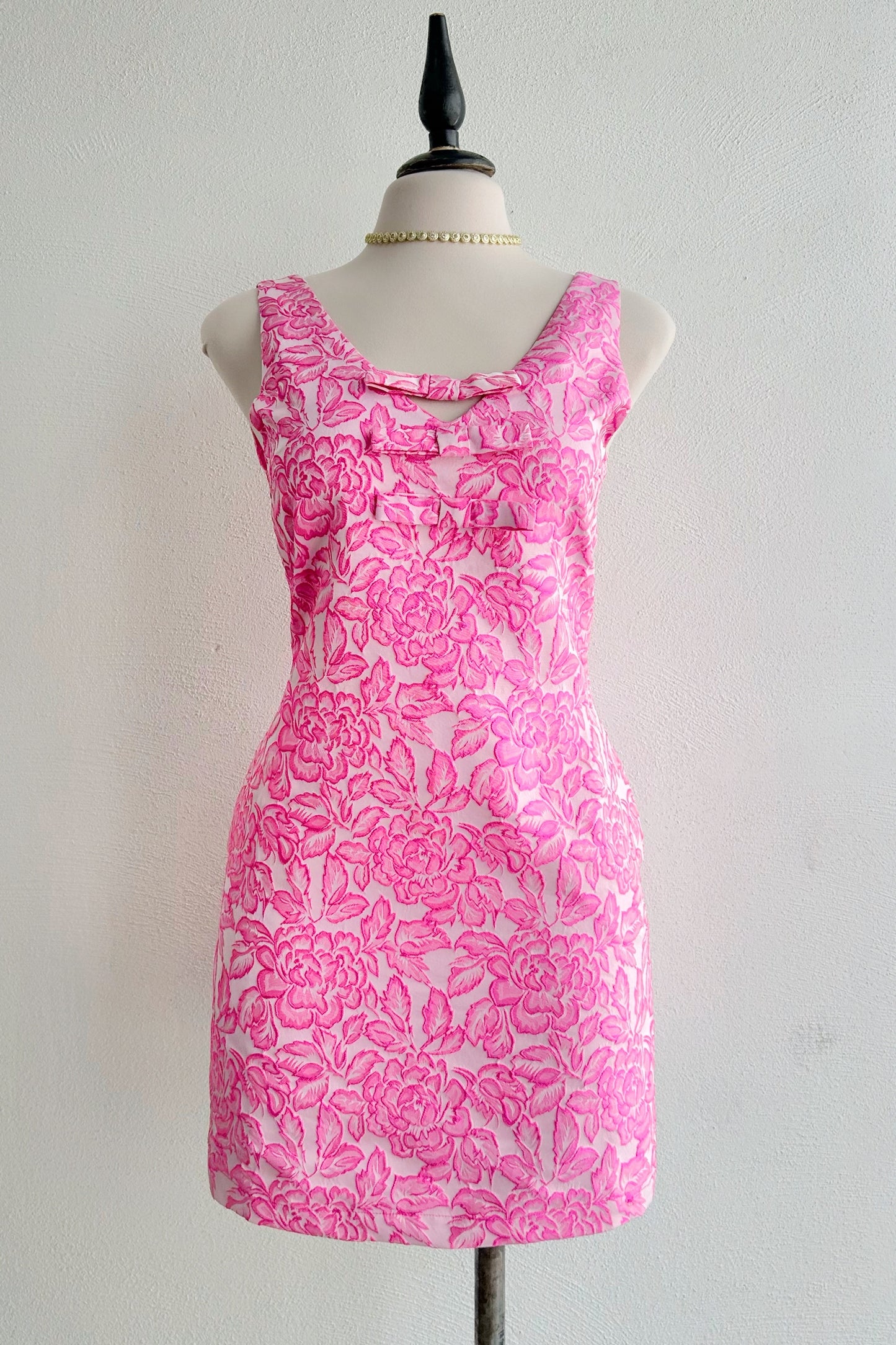 Vestido fucsia corte A