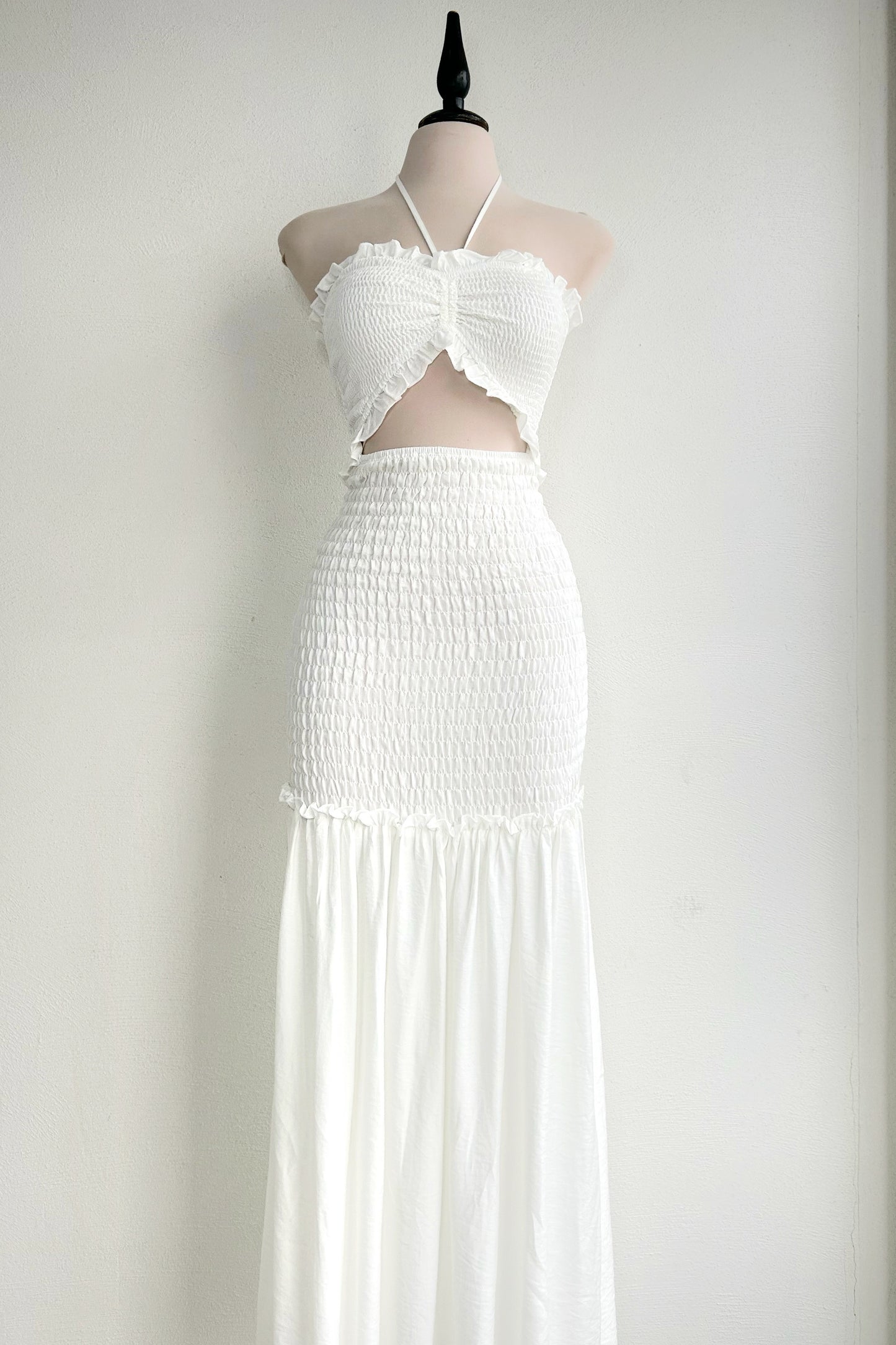 Vestido cut blanco largo