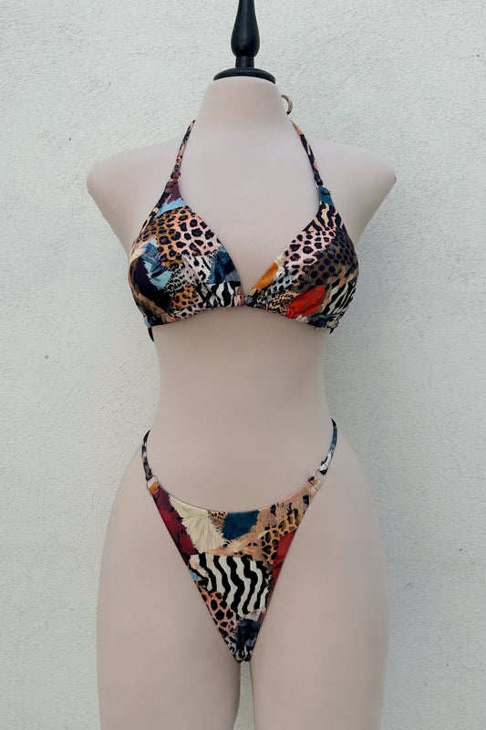 Bikini estampado animal brasileño