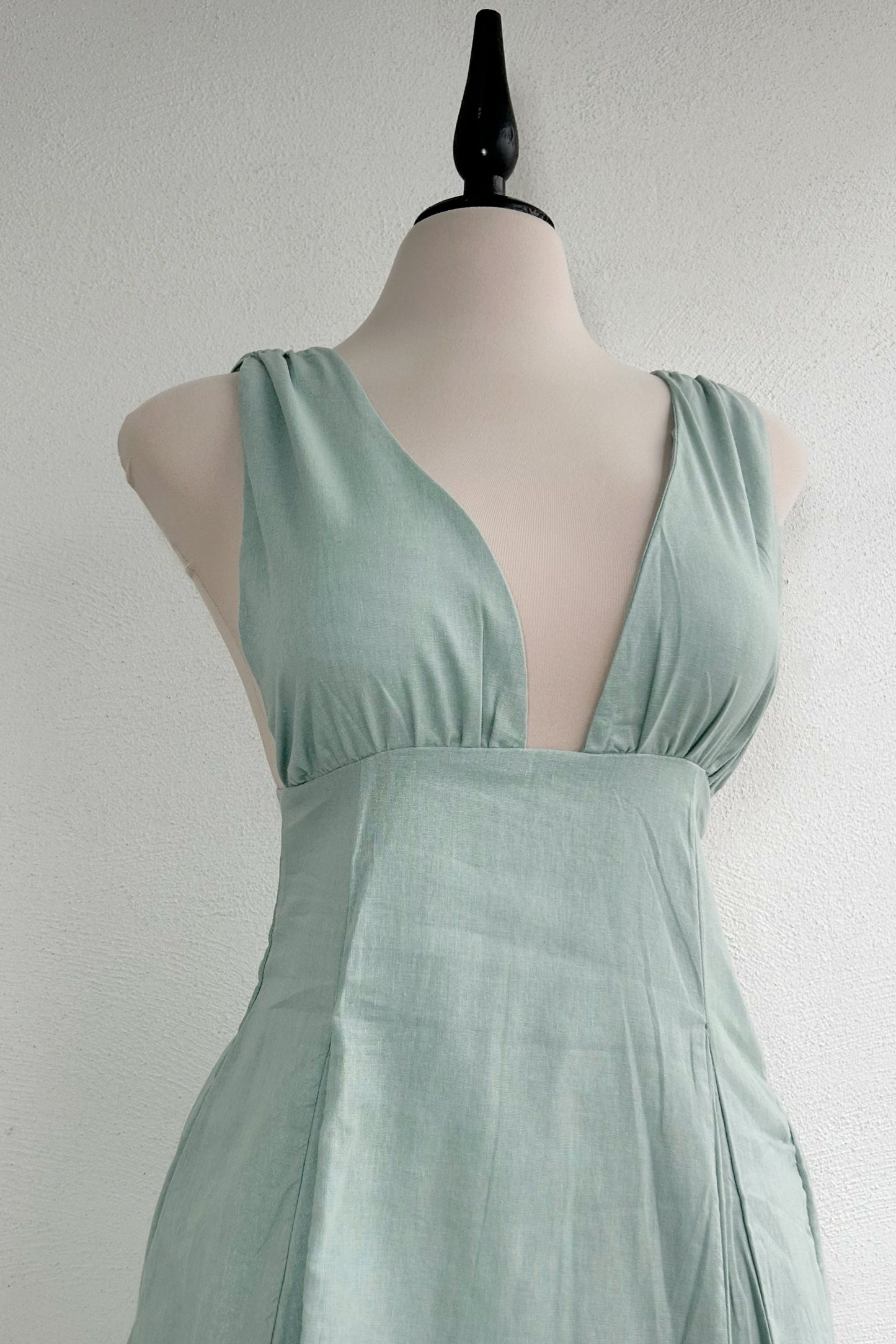 Vestido lino verde sage