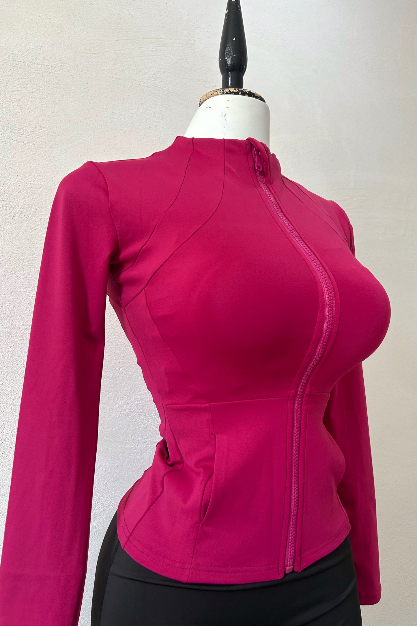Chamarra con bolsas 01 hot pink