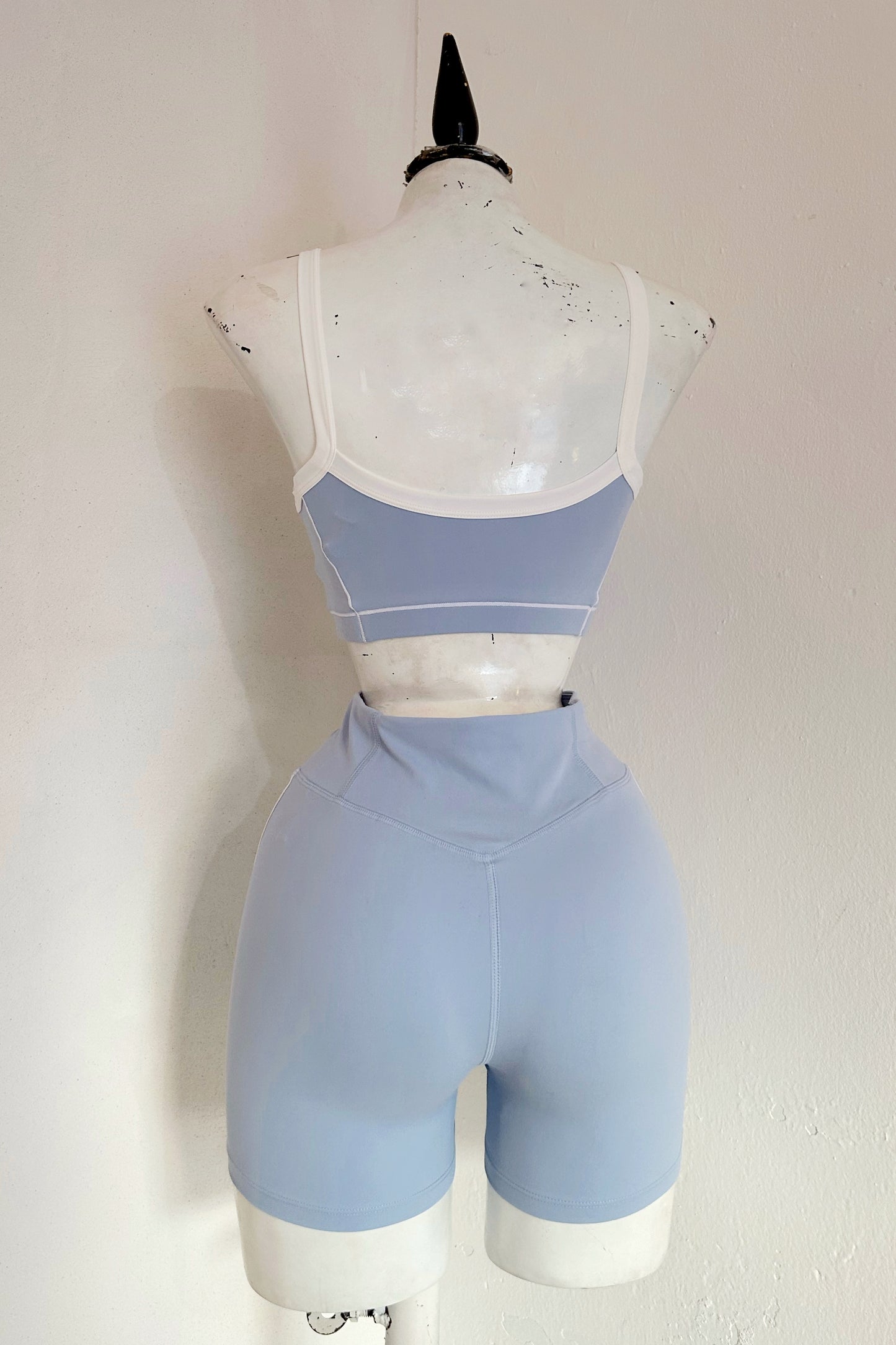 Set short línea blanca 01 baby blue