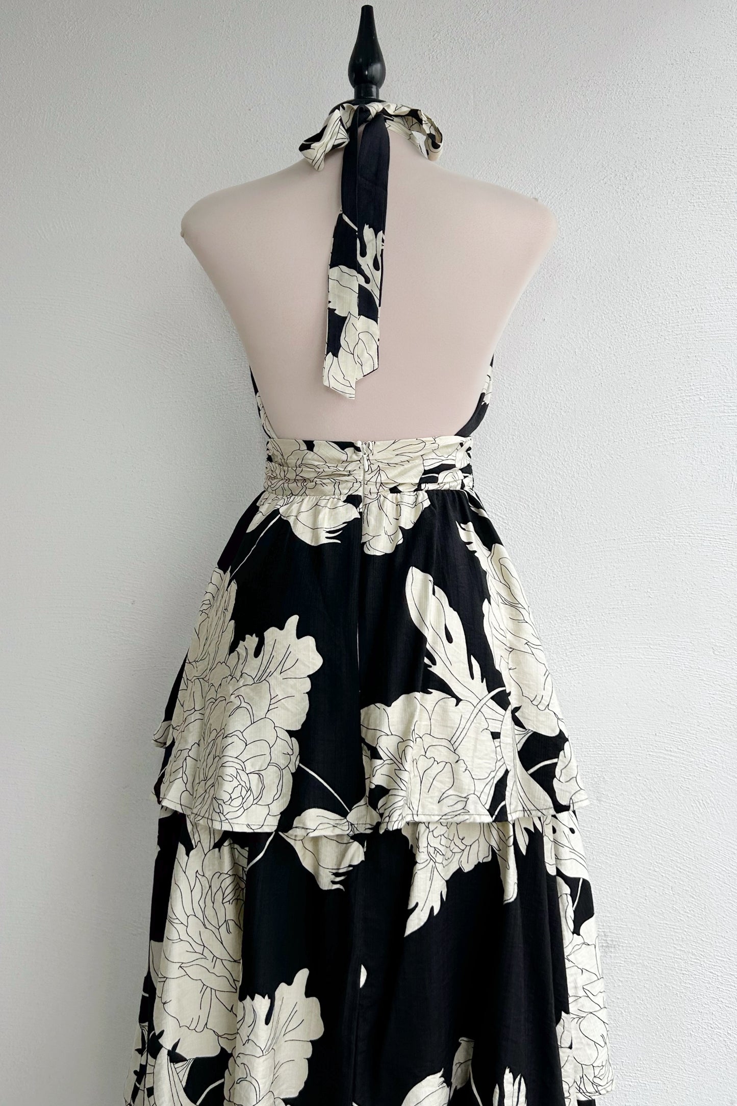 Vestido halter floral B/W