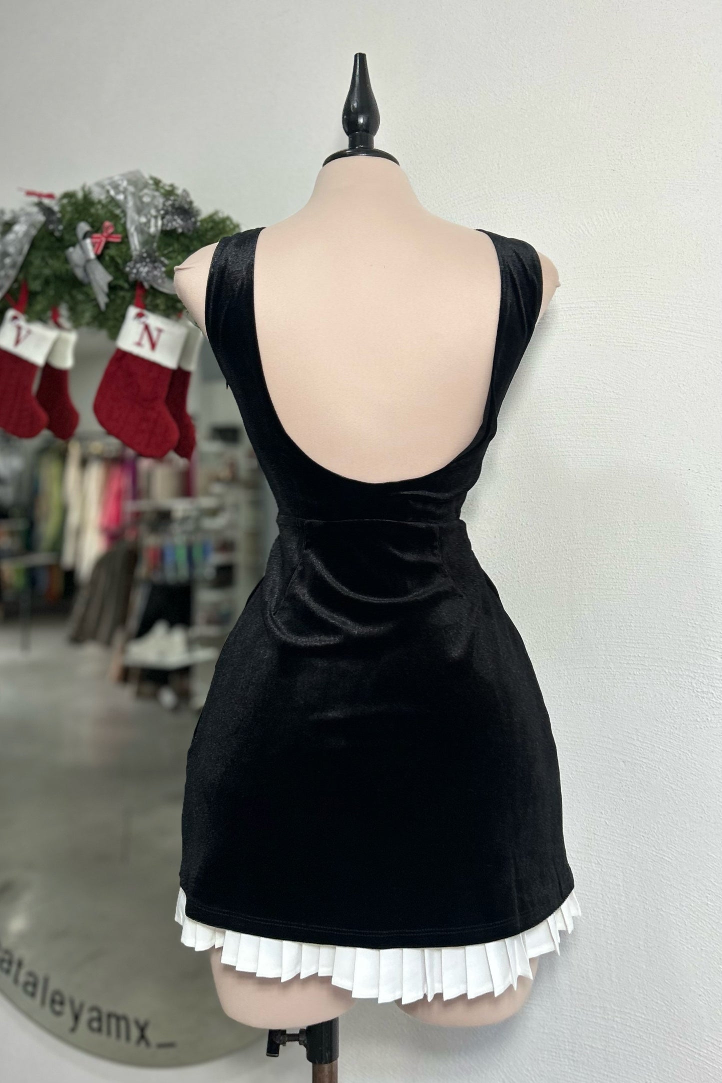 Vestido terciopelo negro