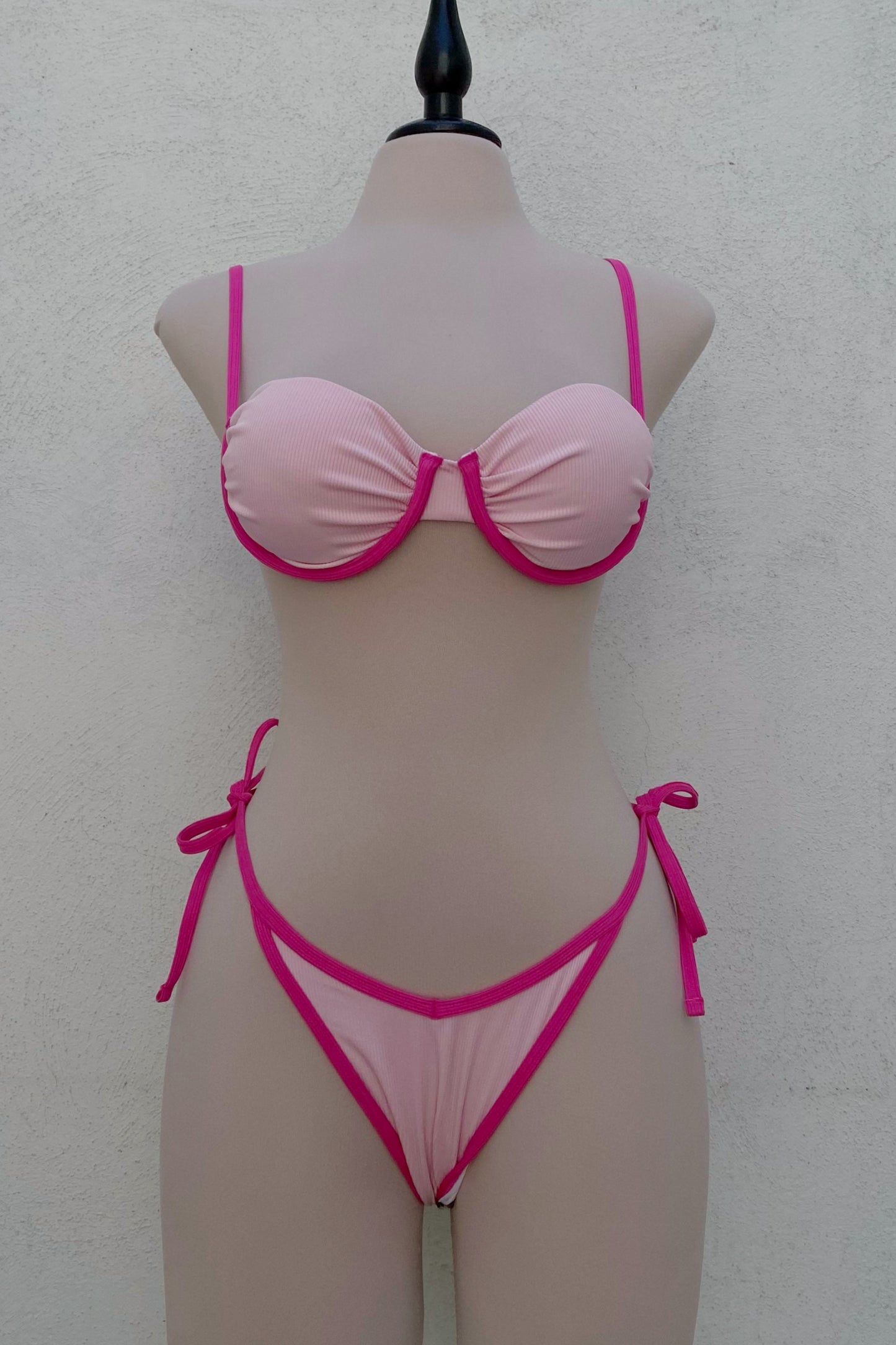 Bikini rosa ajustable