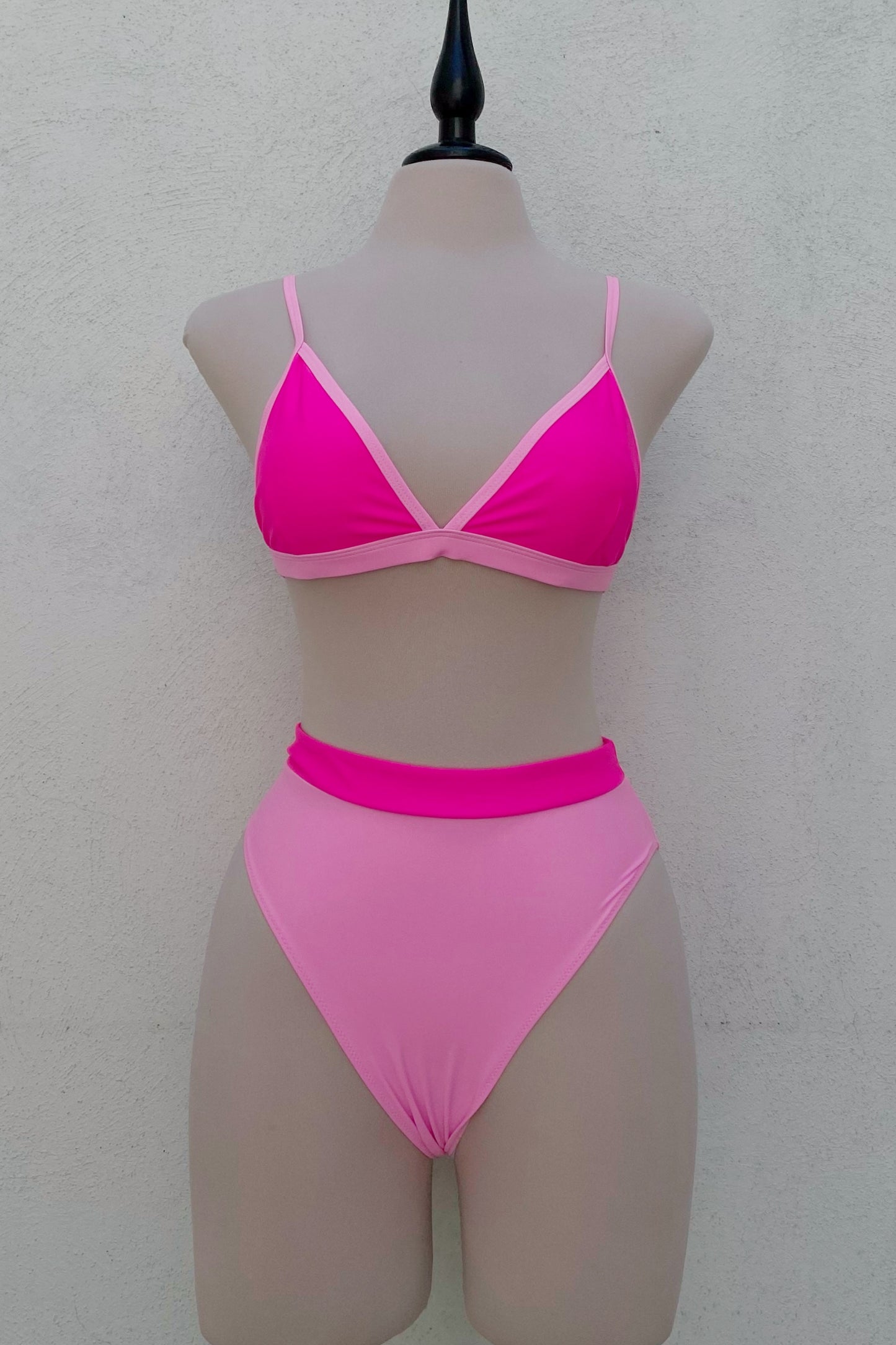 Bikini tiro alto