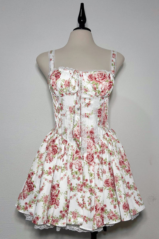 Vestido floral con corsé