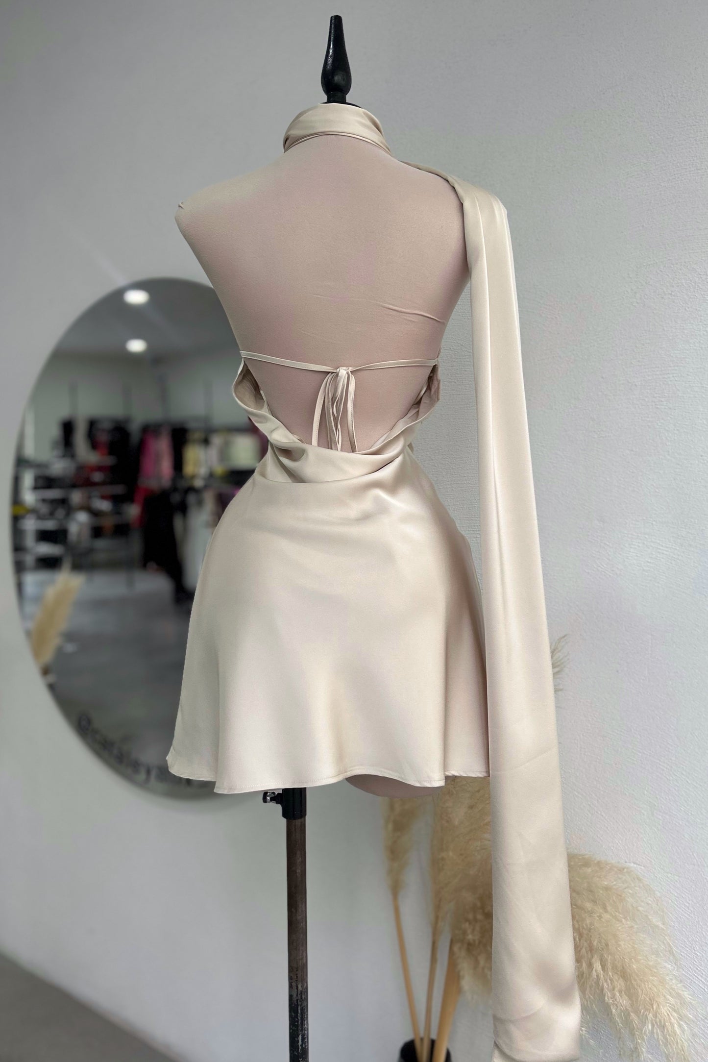 Vestido Odette Champagne