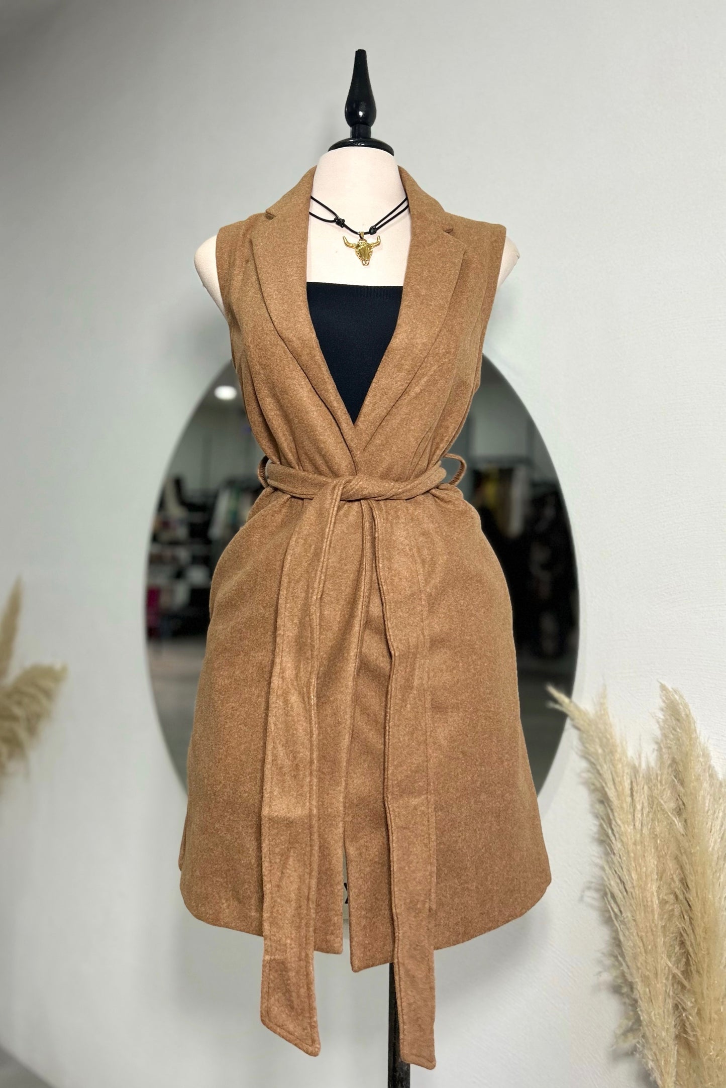 Abrigo sin mangas café