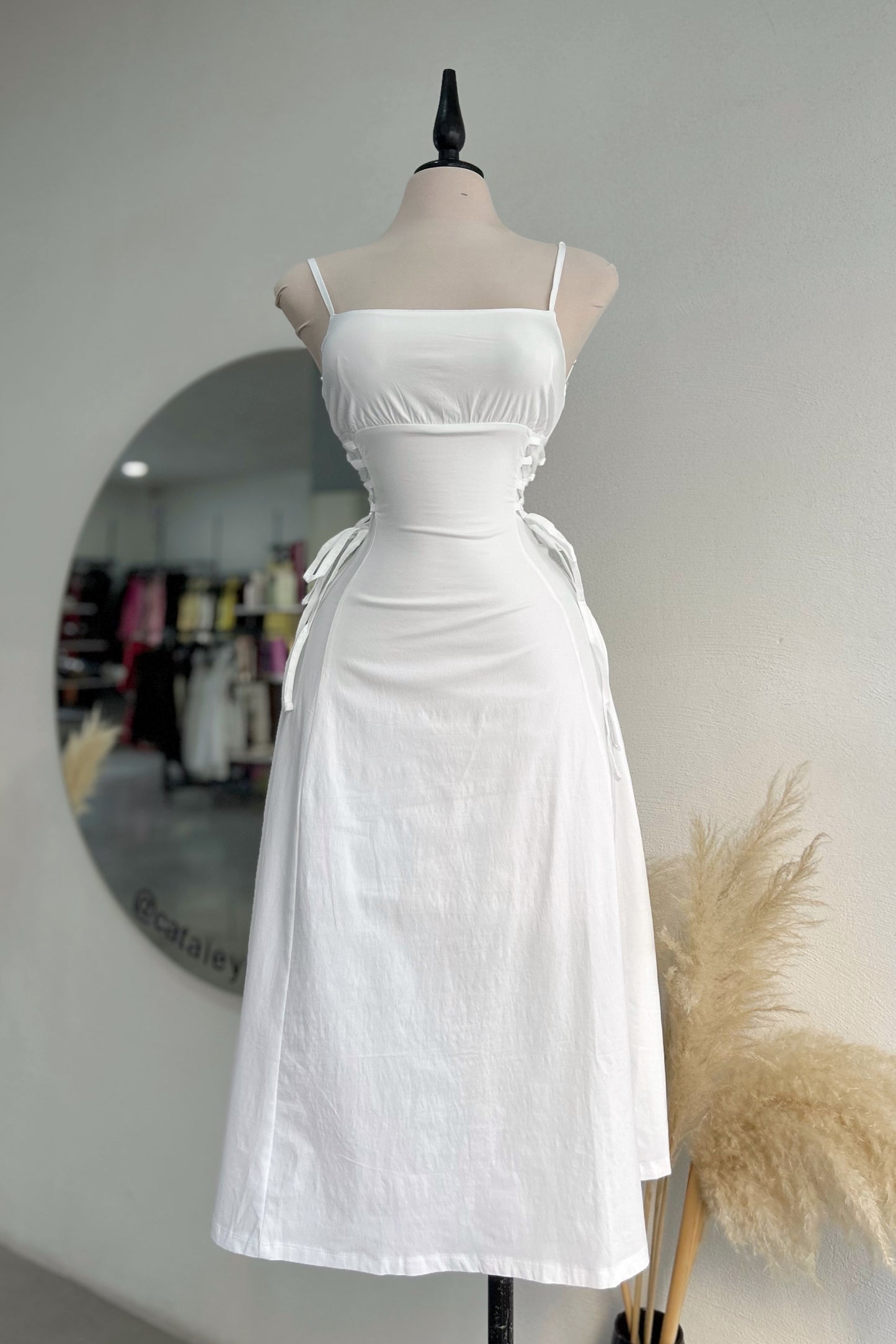 Vestido Valencia White
