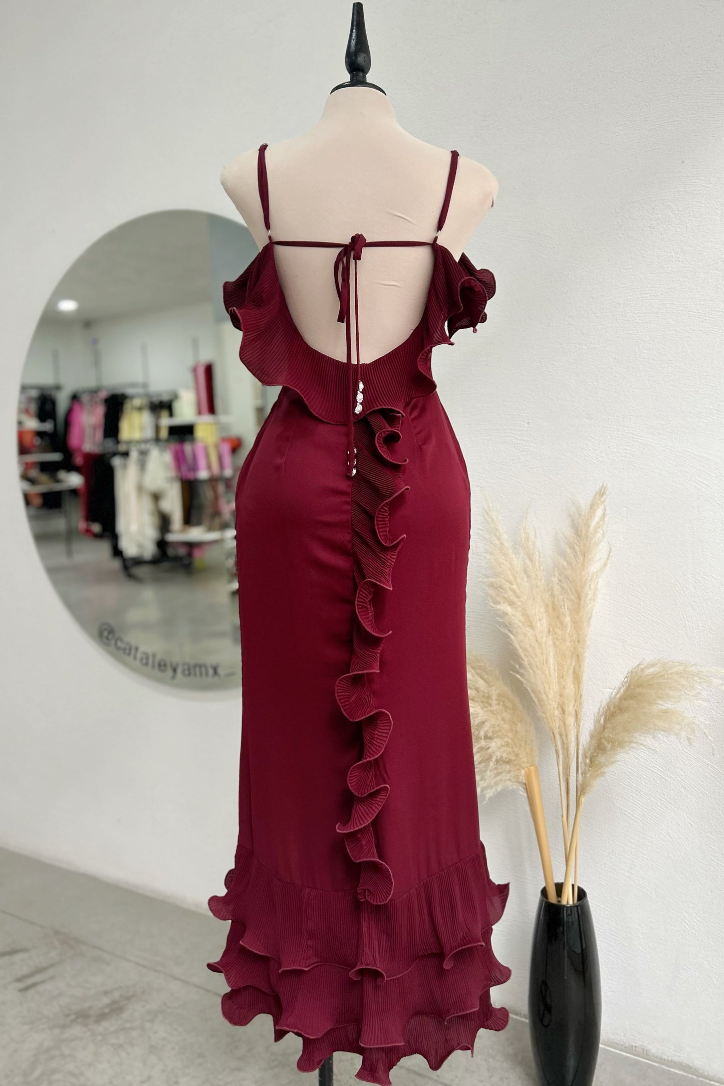 Vestido Wine Ruffle