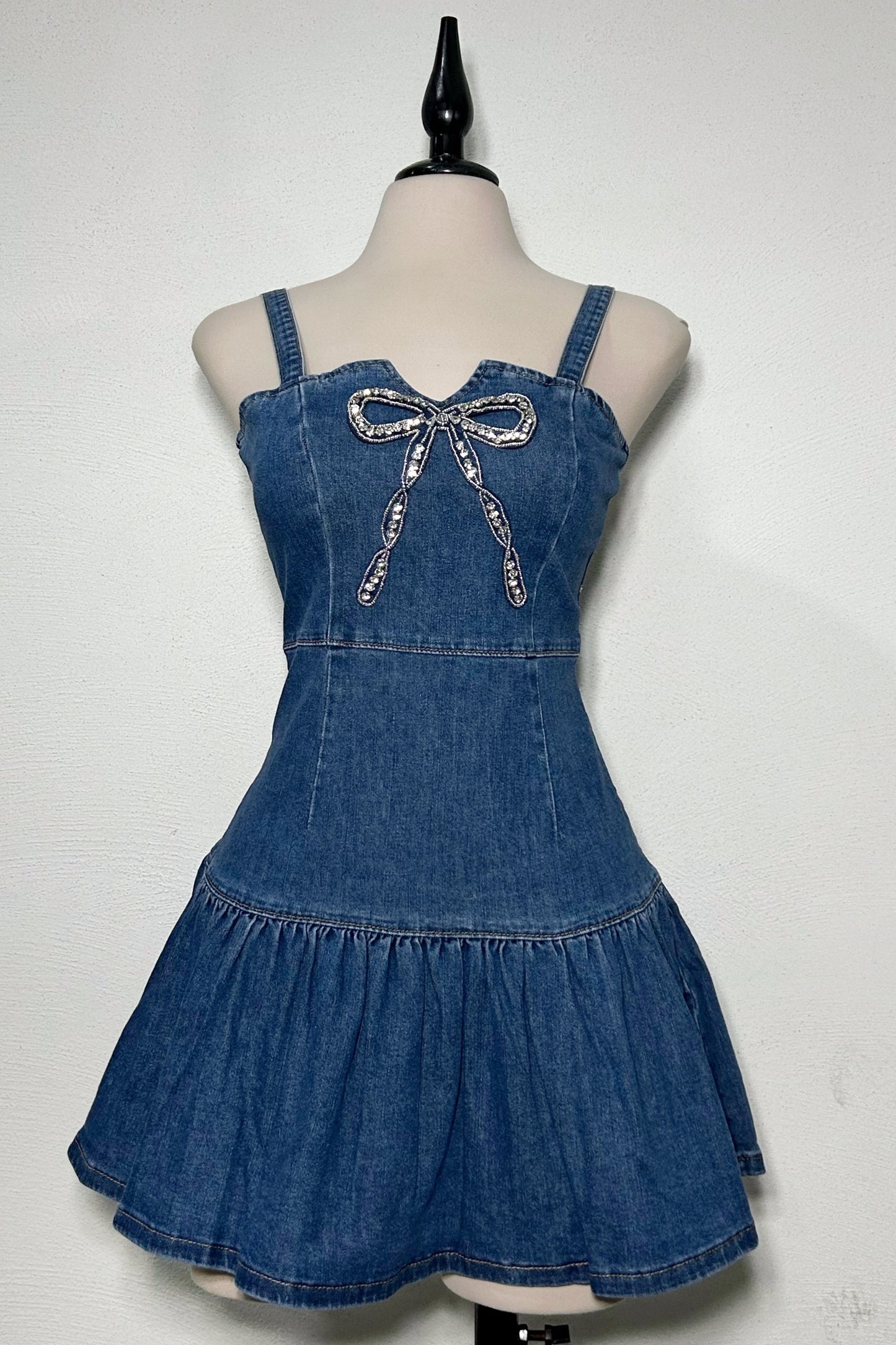 Vestido denim moño