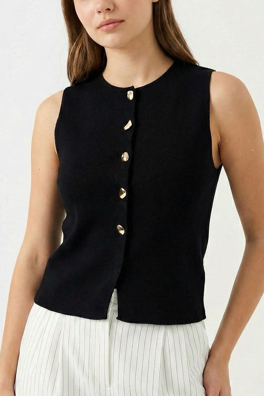 Top con botones negro