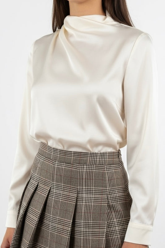 Blusa satinada beige