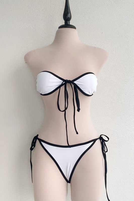 Bikini blanco línea negra