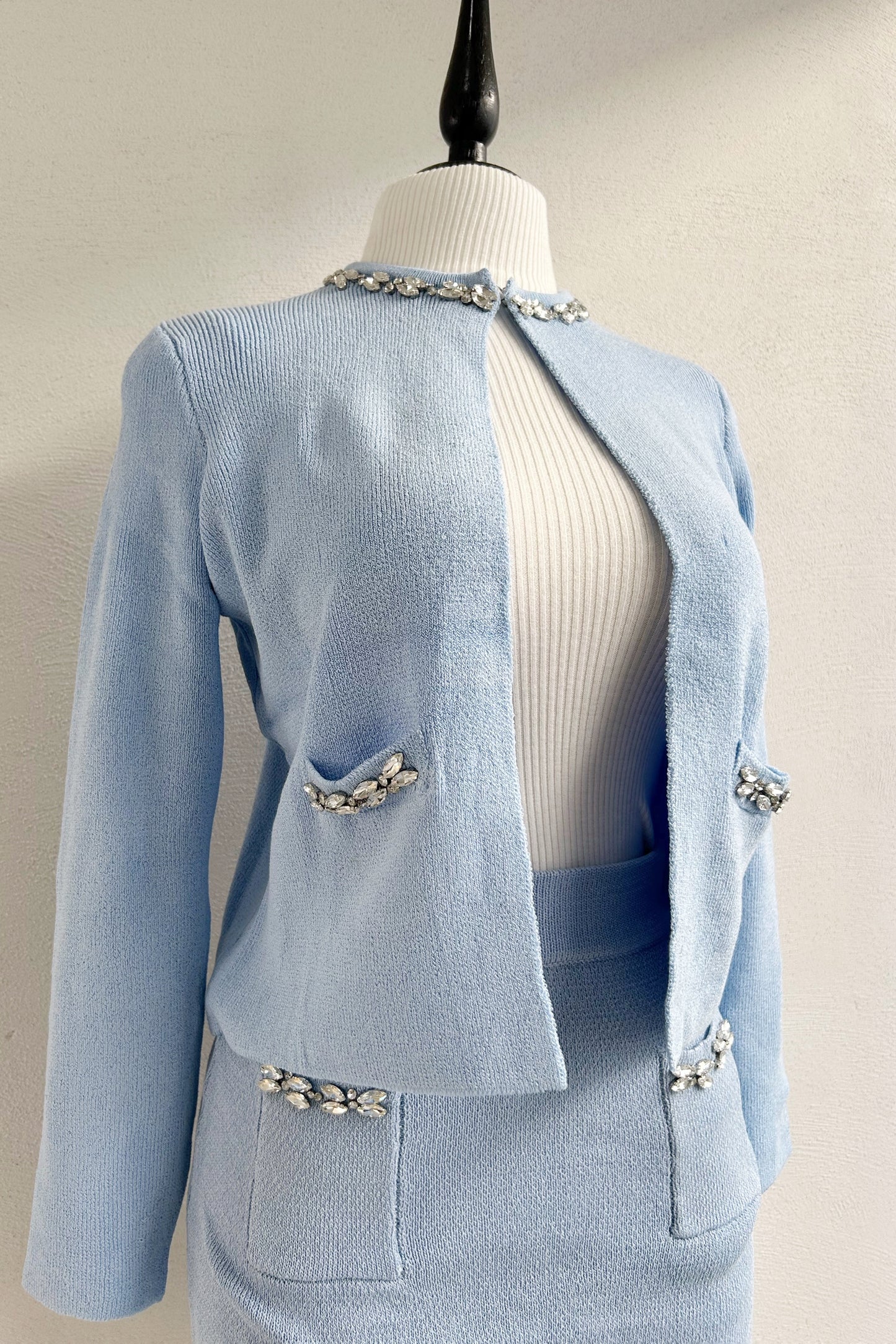 Conjunto baby blue con cristales