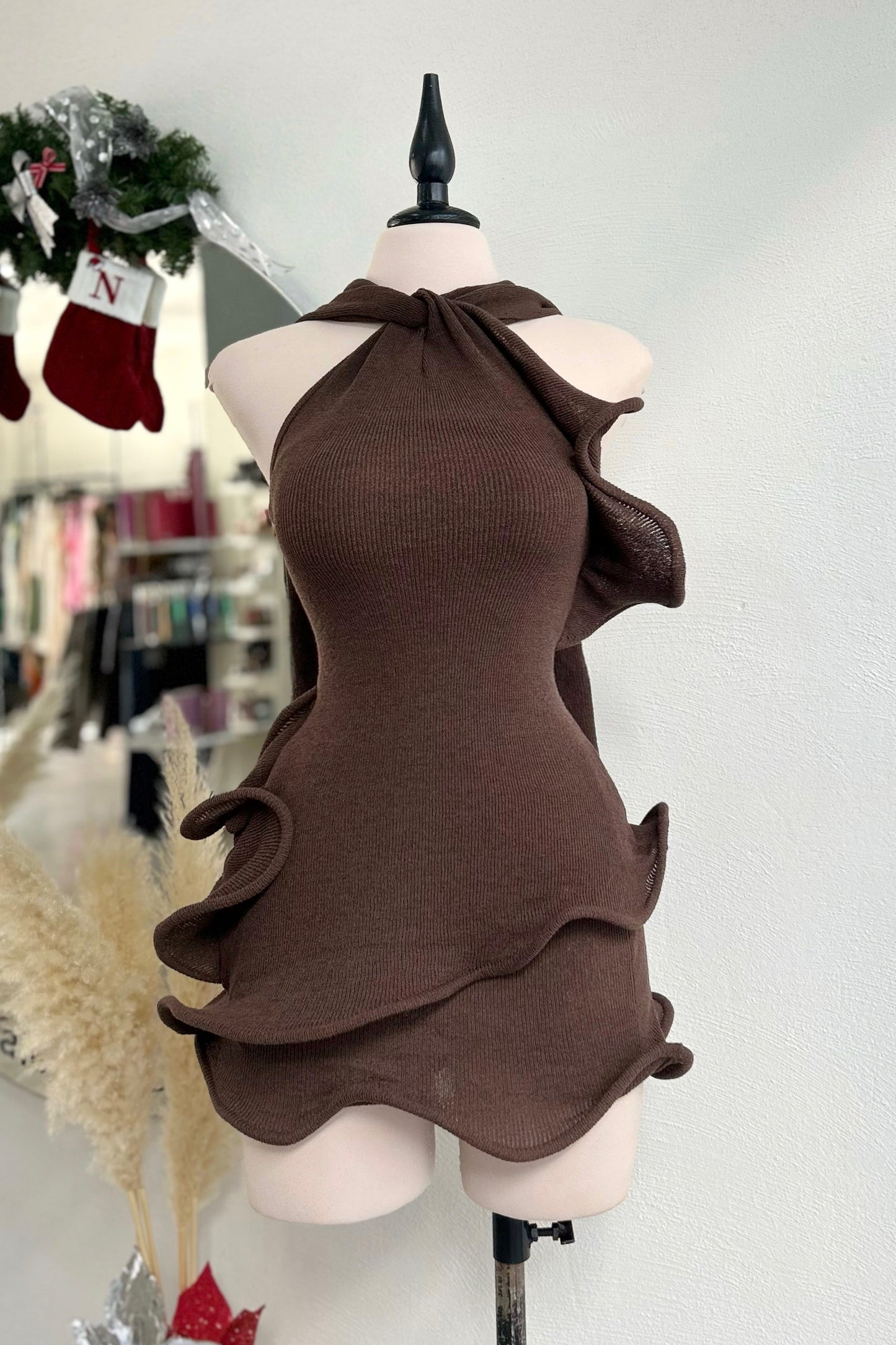 Vestido café ruffle