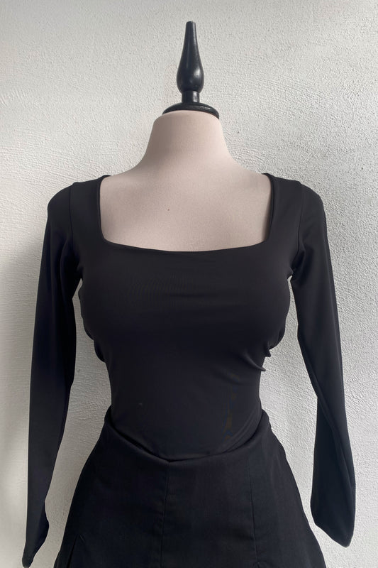 Blusa negra manga larga