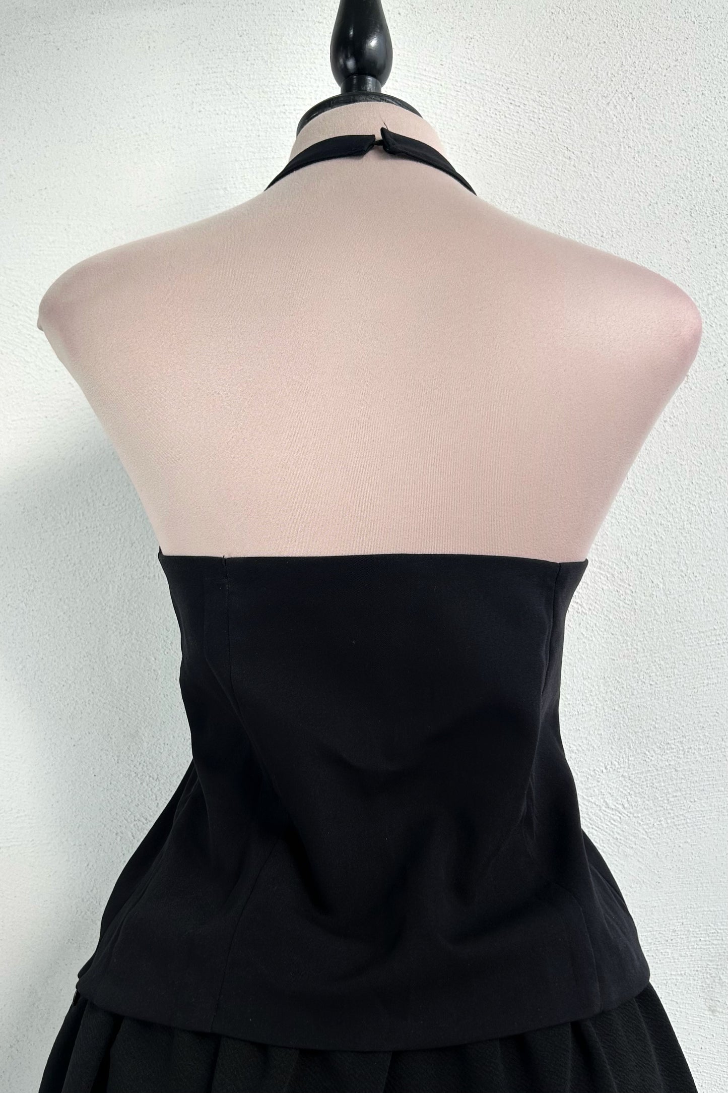 Blusa moños negra