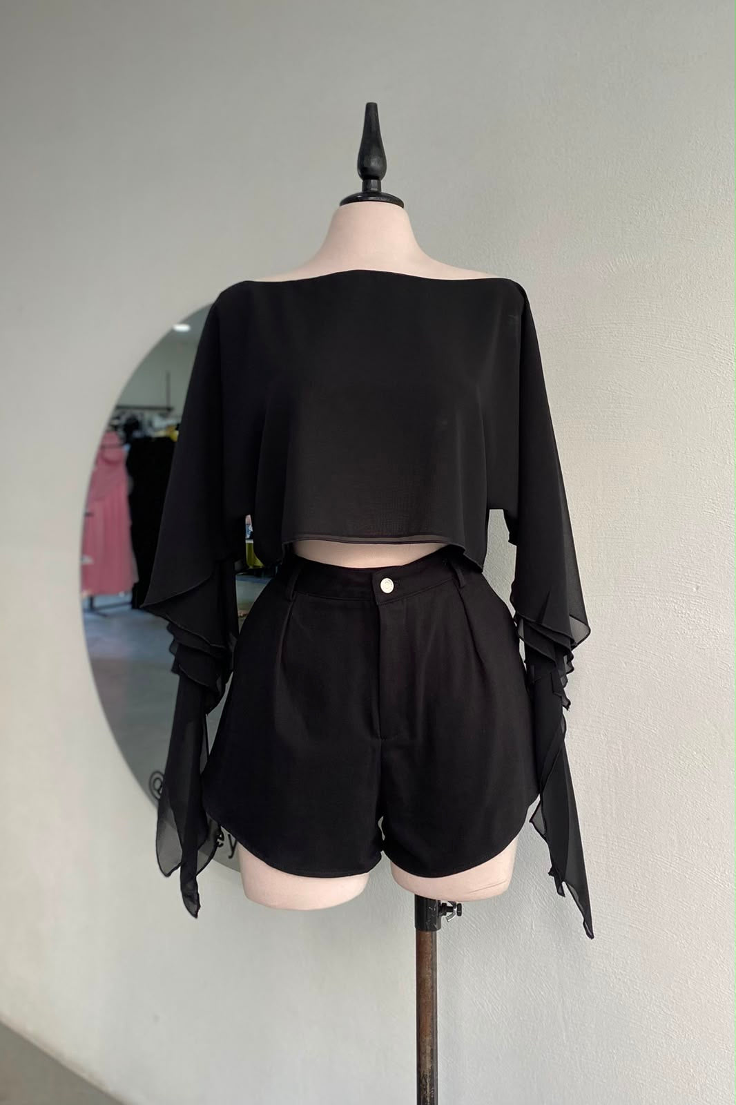 Short Black Denim