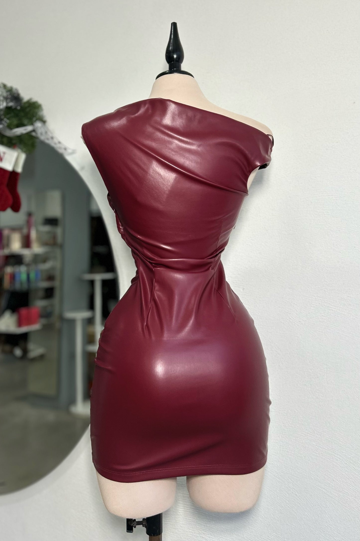 Vestido vinil tinto
